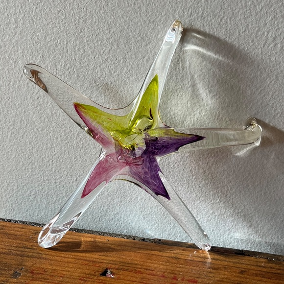 Hand Signed Glass Starfish Sun Catcher Paper Weight Decor - Picture 5 of 6